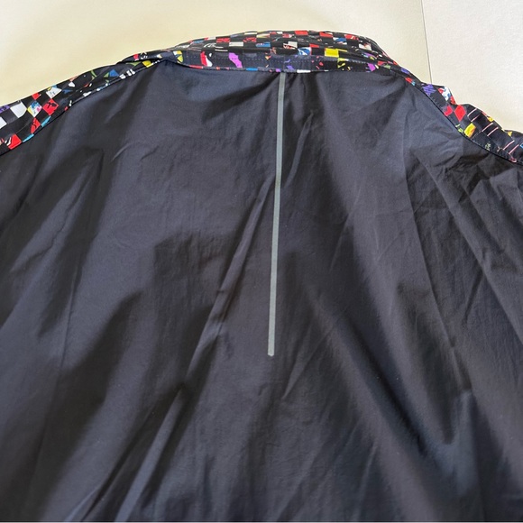 Lululemon Active * SEAWHEEZE * Jacket Medium - Color Code HBRM - NWT - Picture 7 of 12